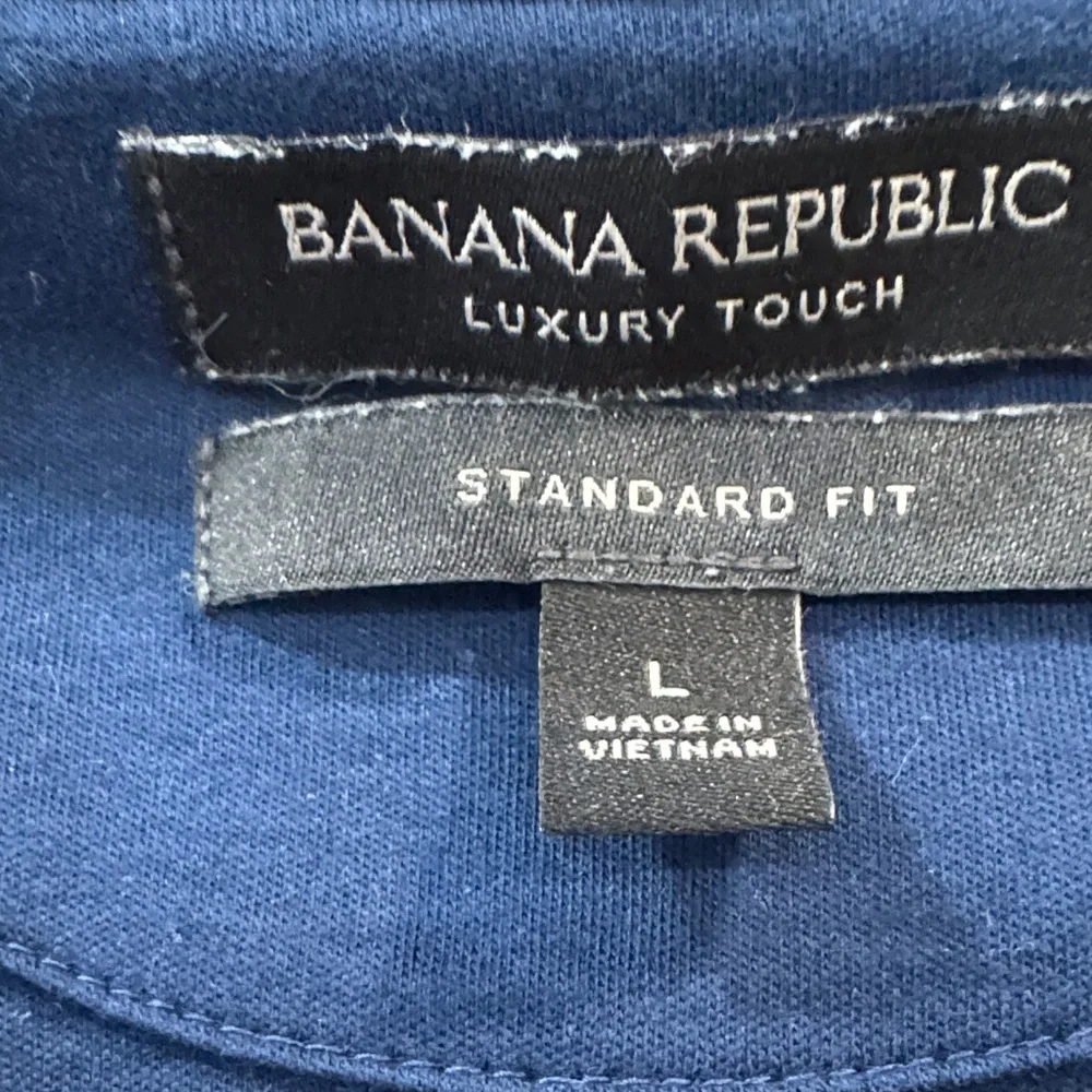 Banana Republic Luxury Touch Cotton Men’s Navy, White Grey Short Sleeve Size L